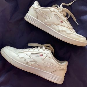 Reebok Sneakers